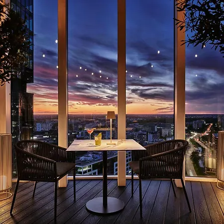 Crowne Plaza - Warsaw - The Hub By Ihg-2